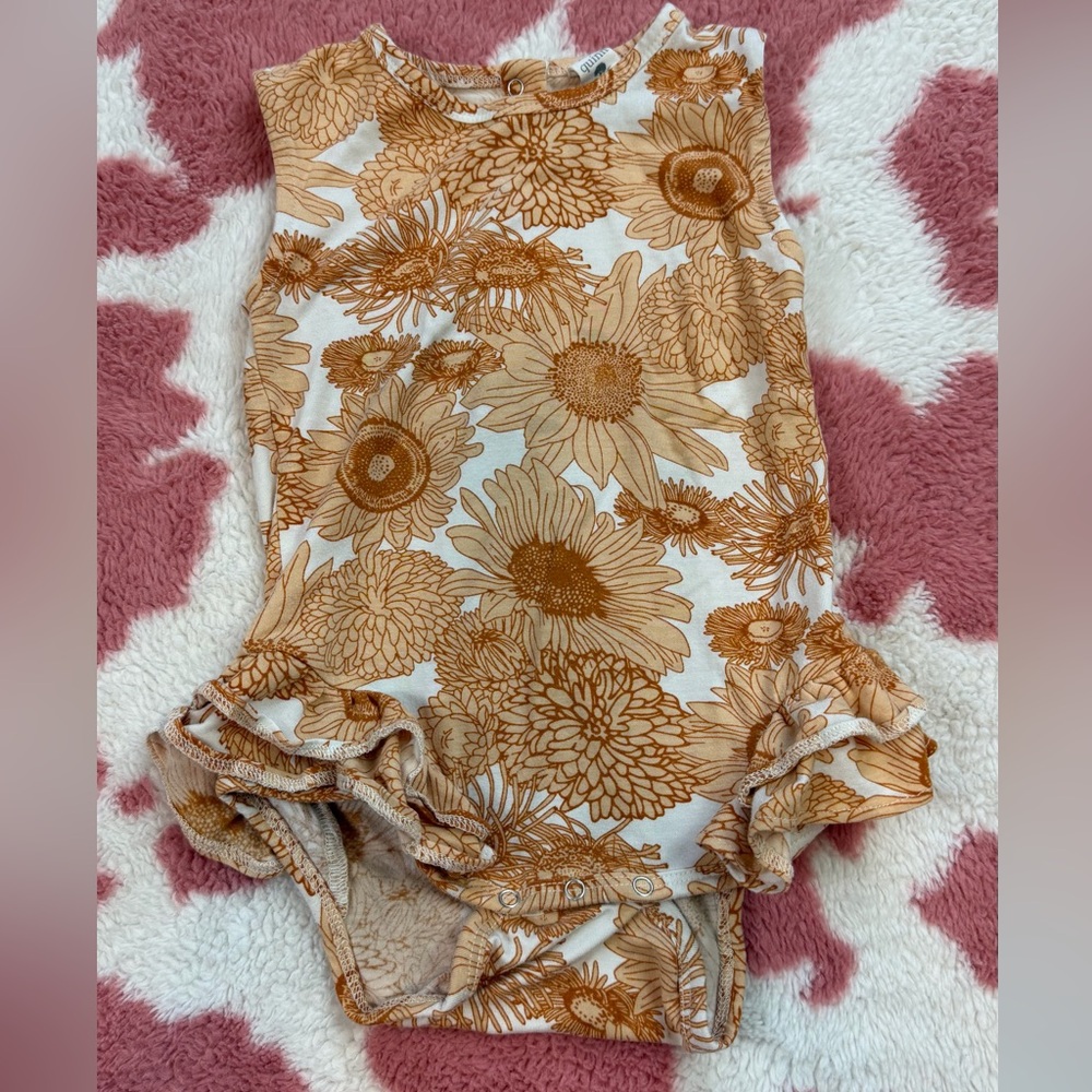 Kate Quinn Sunflower Ruffled Modal Bodysuit Size 18-24 Months
